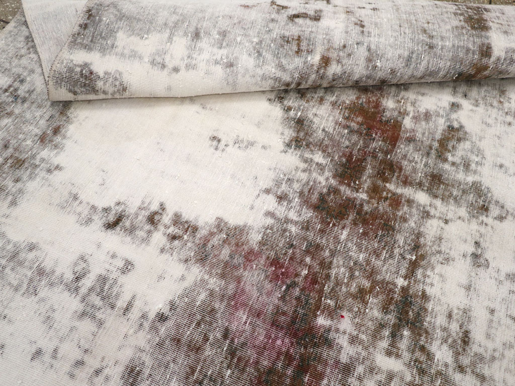 Distressed Vintage Persian Tabriz Small Room Size Carpet, No.25234 - Galerie Shabab