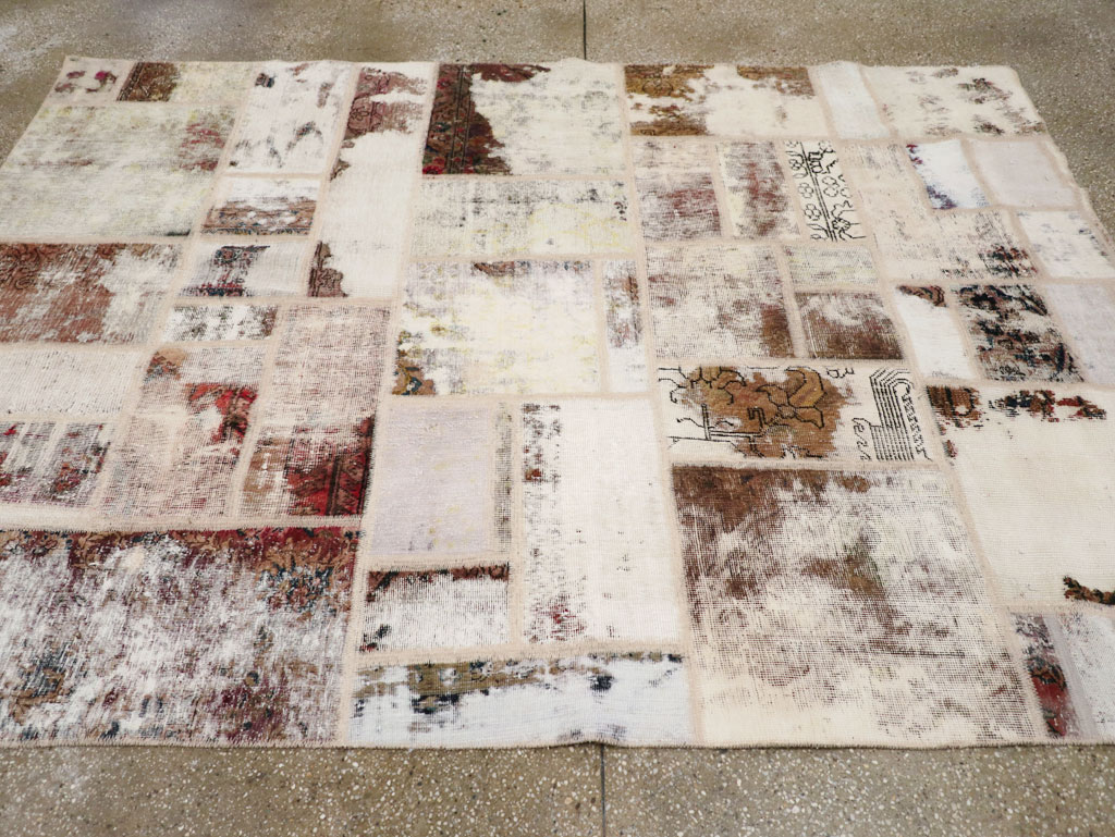 Distressed Vintage Persian Patchwork Accent Rug, No.25237 - Galerie Shabab