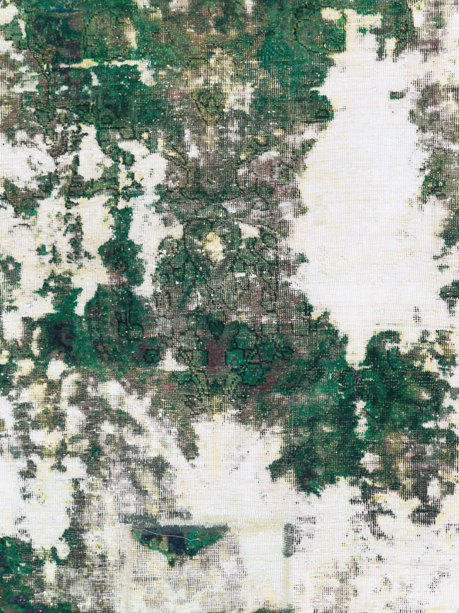 Antique Distressed Persian Tabriz Rug, No.25238 - Galerie Shabab