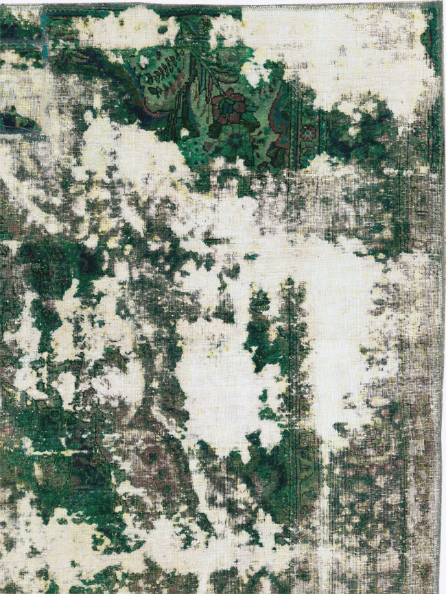 Antique Distressed Persian Tabriz Rug, No.25238 - Galerie Shabab