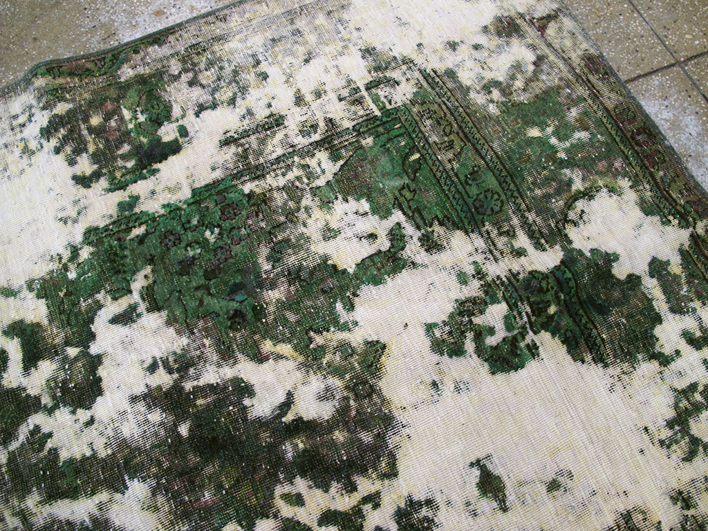 Antique Distressed Persian Tabriz Rug, No.25238 - Galerie Shabab