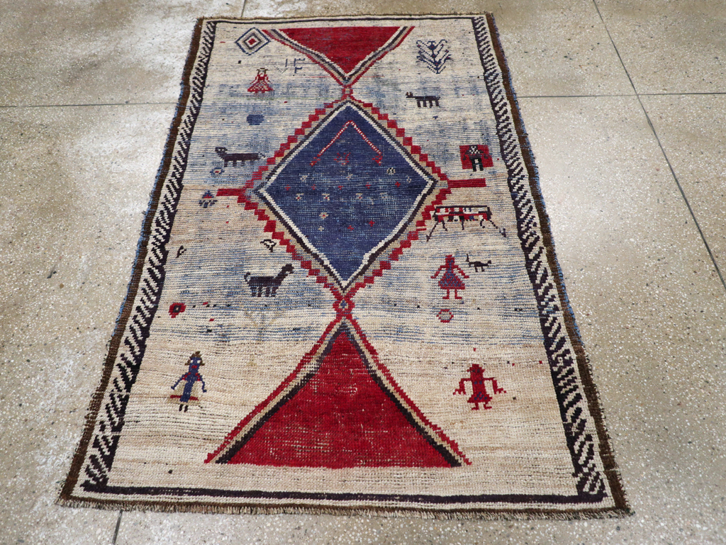 Antique Persian Gabbeh Rug, No.25240 - Galerie Shabab