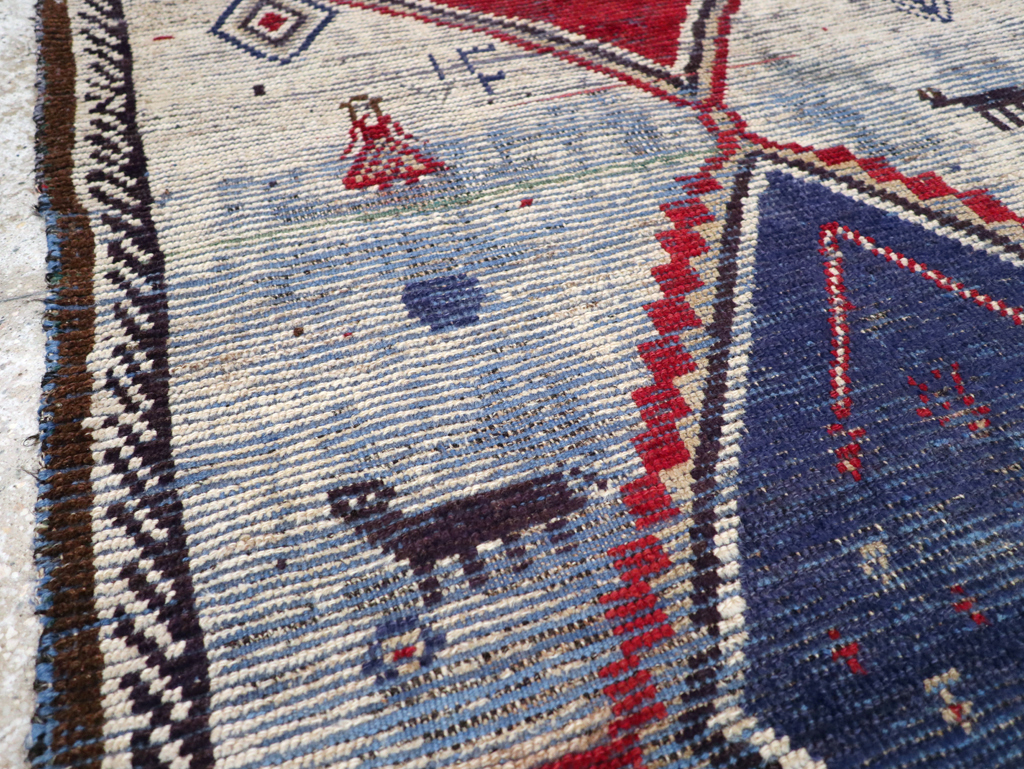 Antique Persian Gabbeh Rug, No.25240 - Galerie Shabab