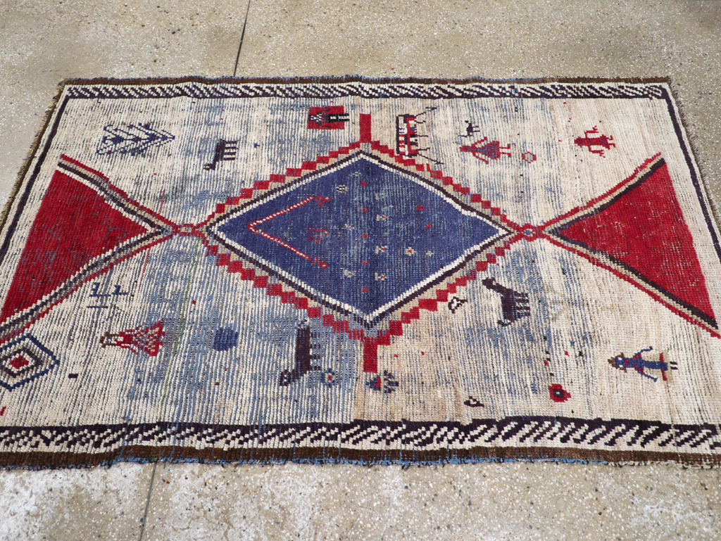 Antique Persian Gabbeh Rug, No.25240 - Galerie Shabab