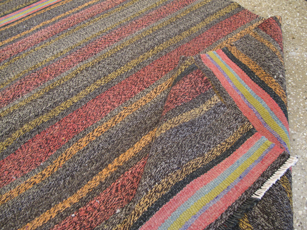 Vintage Persian Kilim, No.25246 - Galerie Shabab