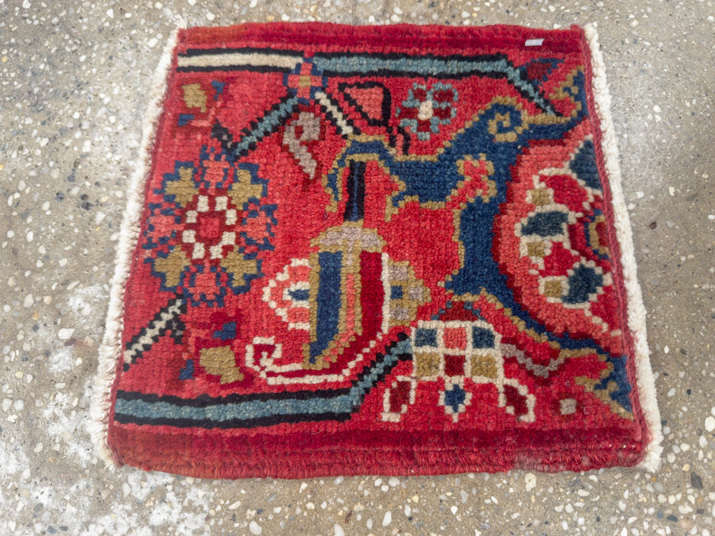 Vintage Persian Heriz Square Throw Rug, No.25250 - Galerie Shabab