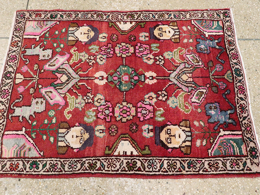 Vintage Hamadan Pictorial Rug, No.25260 - Galerie Shabab
