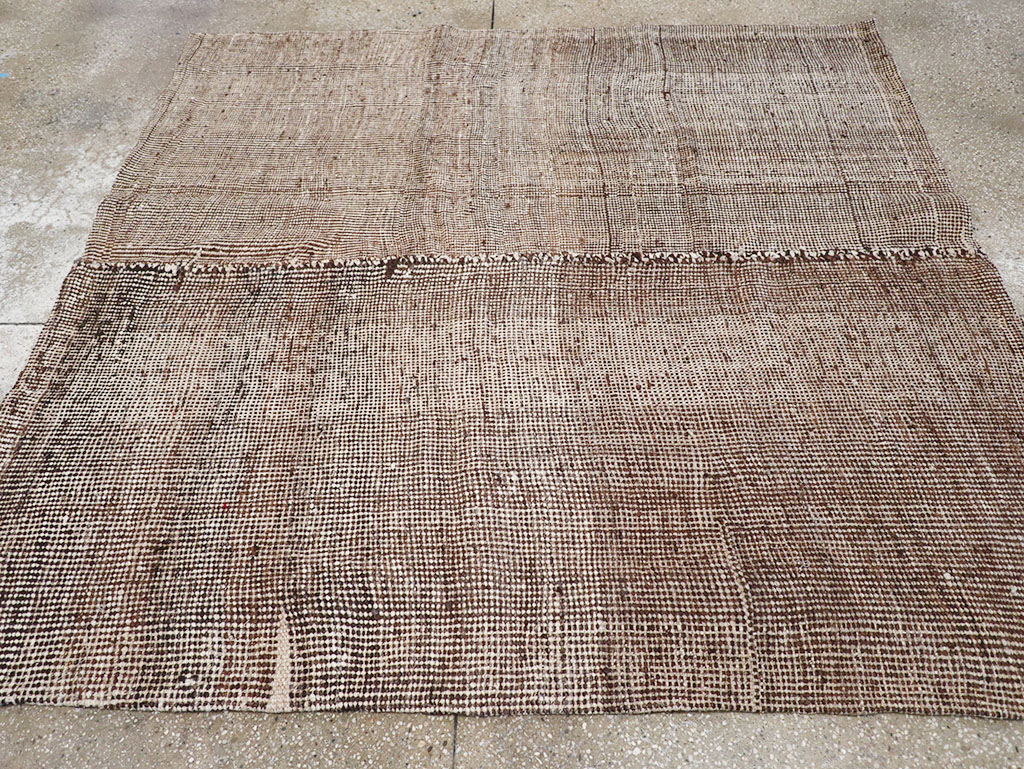 Vintage Persian Flatweave Kilim Square Accent Rug, No.25269 - Galerie Shabab