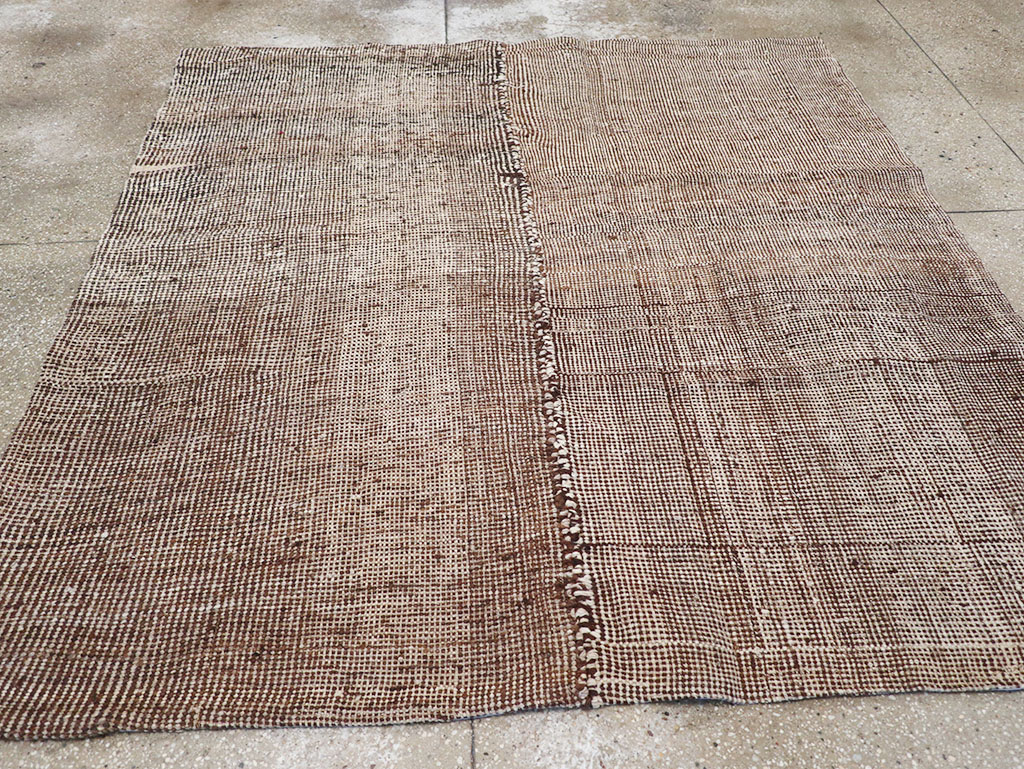 Vintage Persian Flatweave Kilim Square Accent Rug, No.25269 - Galerie Shabab