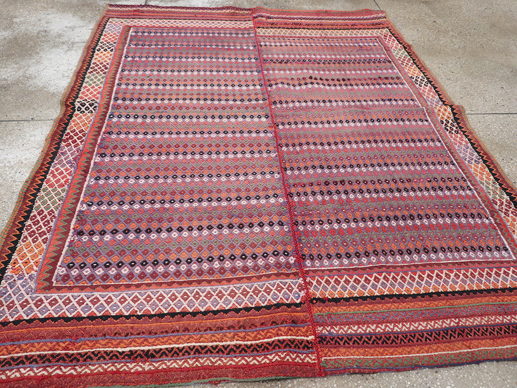 Vintage Persian Flatweave Kilim Accent Rug, No.25273 - Galerie Shabab