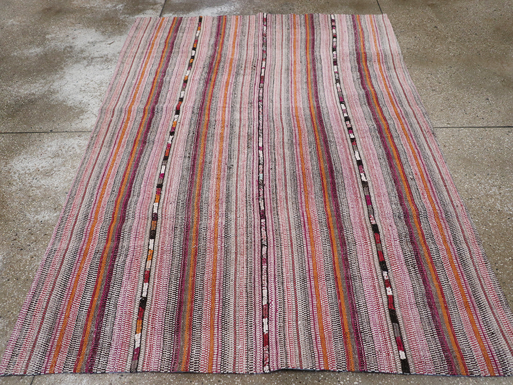 Vintage Persian Flatweave Kilim Accent Rug, No.25281 - Galerie Shabab