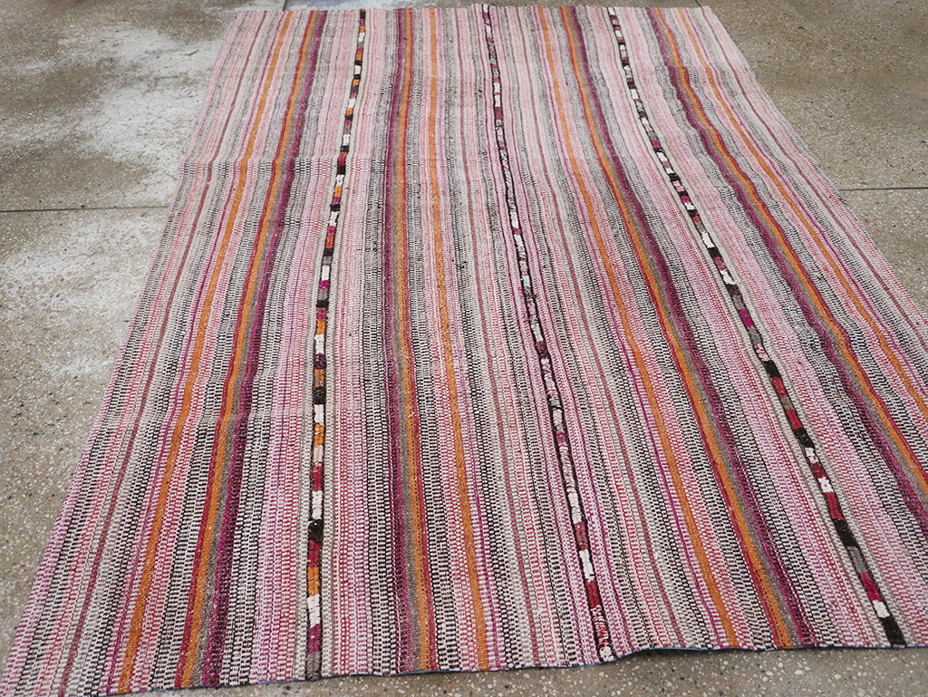 Vintage Persian Flatweave Kilim Accent Rug, No.25281 - Galerie Shabab
