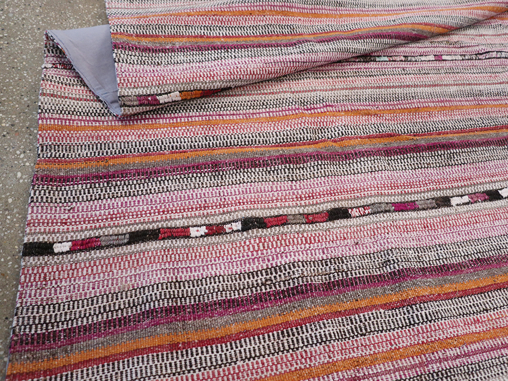 Vintage Persian Flatweave Kilim Accent Rug, No.25281 - Galerie Shabab