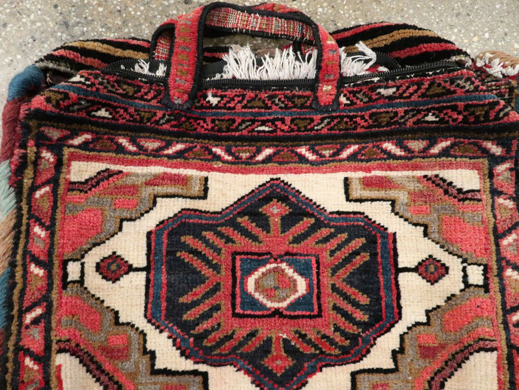 Vintage Persian Afshar Tribal Bag, No.25285 - Galerie Shabab