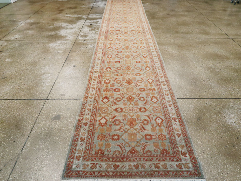 Vintage Persian Malayer Runner, No.25286 - Galerie Shabab