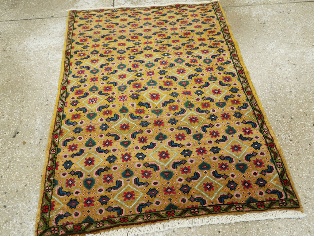 Vintage Persian Mahal Rug, No.25296 - Galerie Shabab