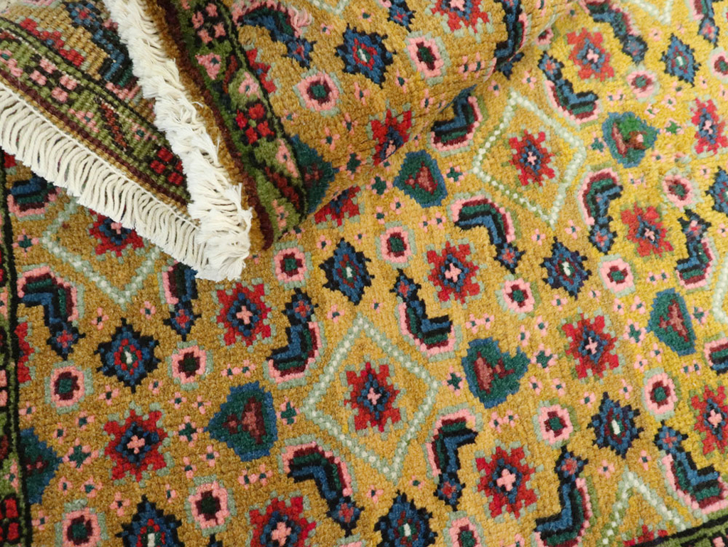 Vintage Persian Mahal Rug, No.25296 - Galerie Shabab