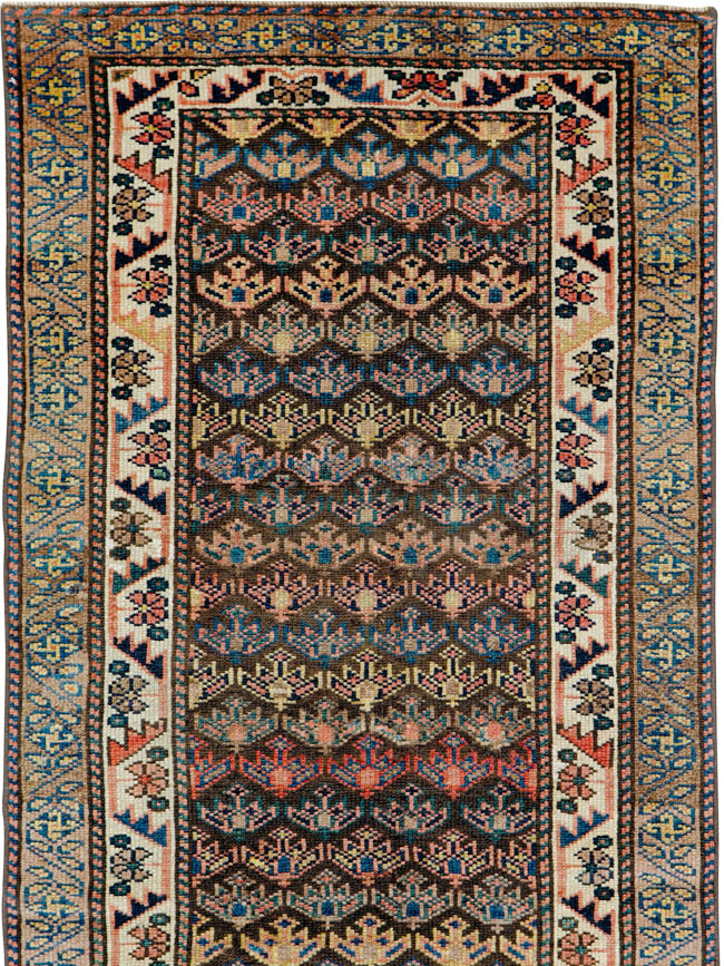 Antique Persian Kurdish Runner, No.25301 - Galerie Shabab