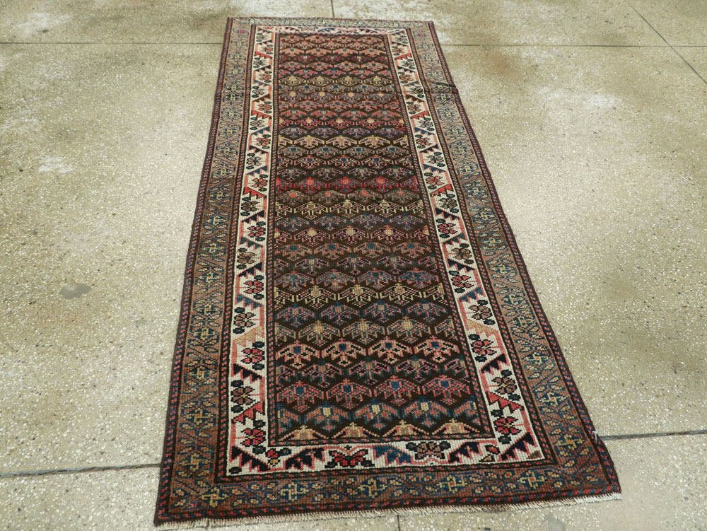 Antique Persian Kurdish Runner, No.25301 - Galerie Shabab