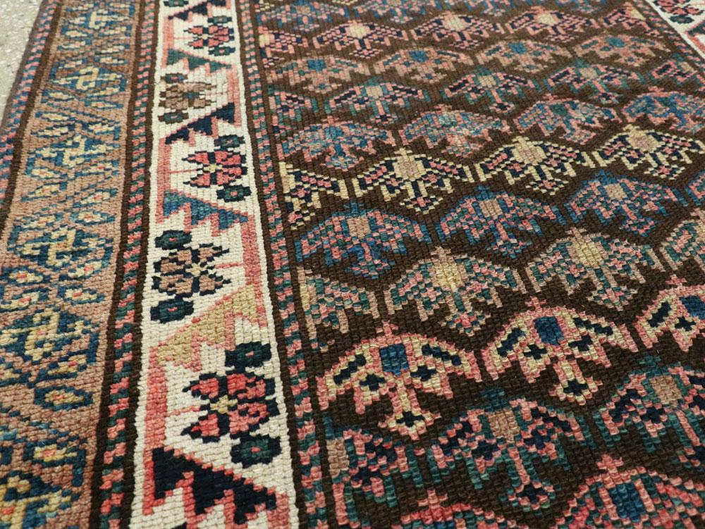 Antique Persian Kurdish Runner, No.25301 - Galerie Shabab