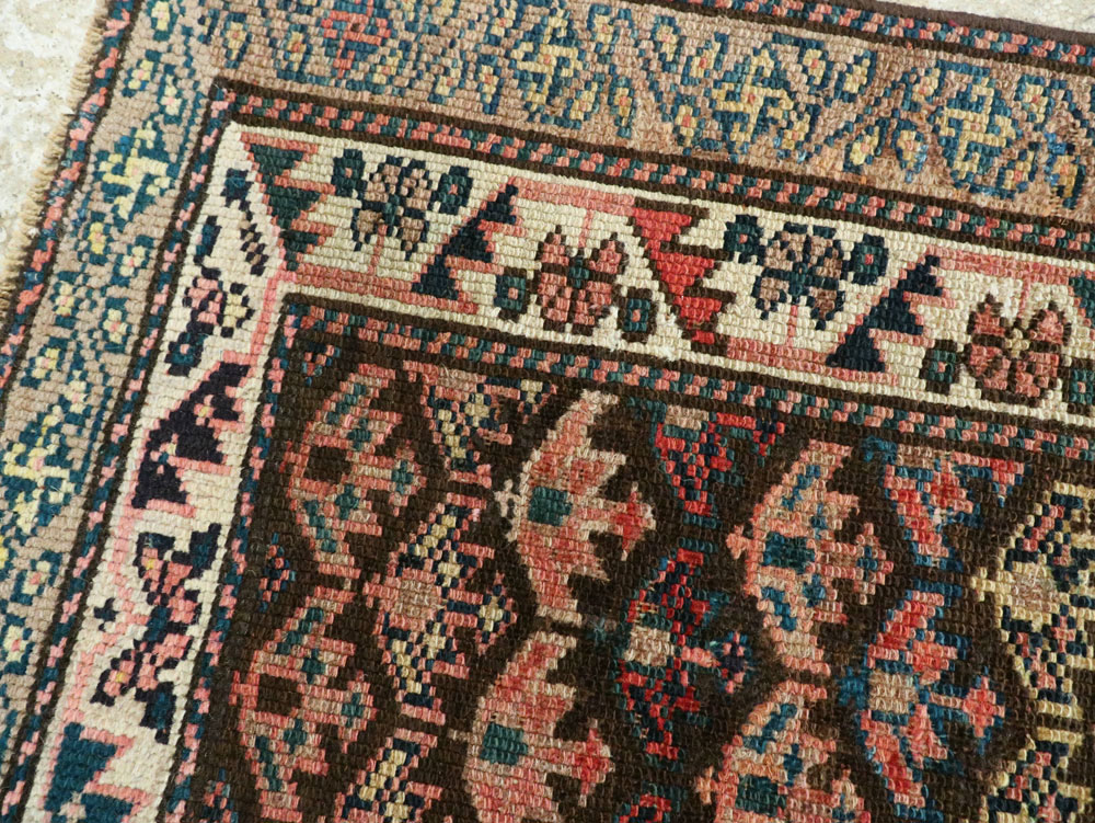 Antique Persian Kurdish Runner, No.25301 - Galerie Shabab