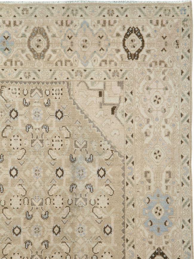 Vintage Persian Malayer Gallery Carpet, No.25307 - Galerie Shabab