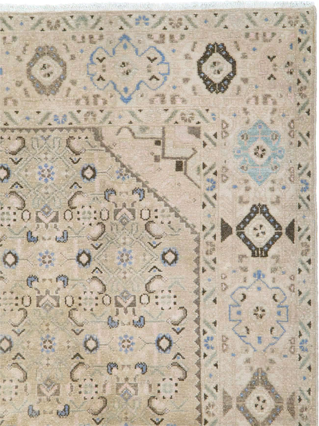 Vintage Persian Malayer Wide Gallery Runner, No.25308 - Galerie Shabab