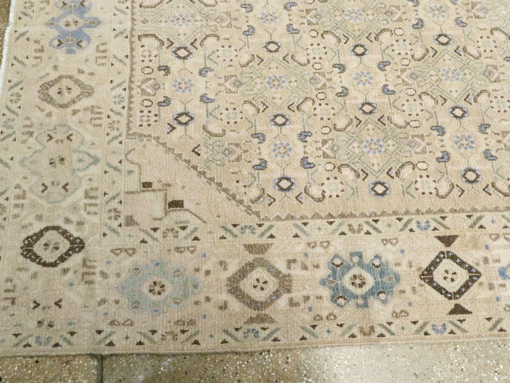 Vintage Persian Malayer Wide Gallery Runner, No.25308 - Galerie Shabab