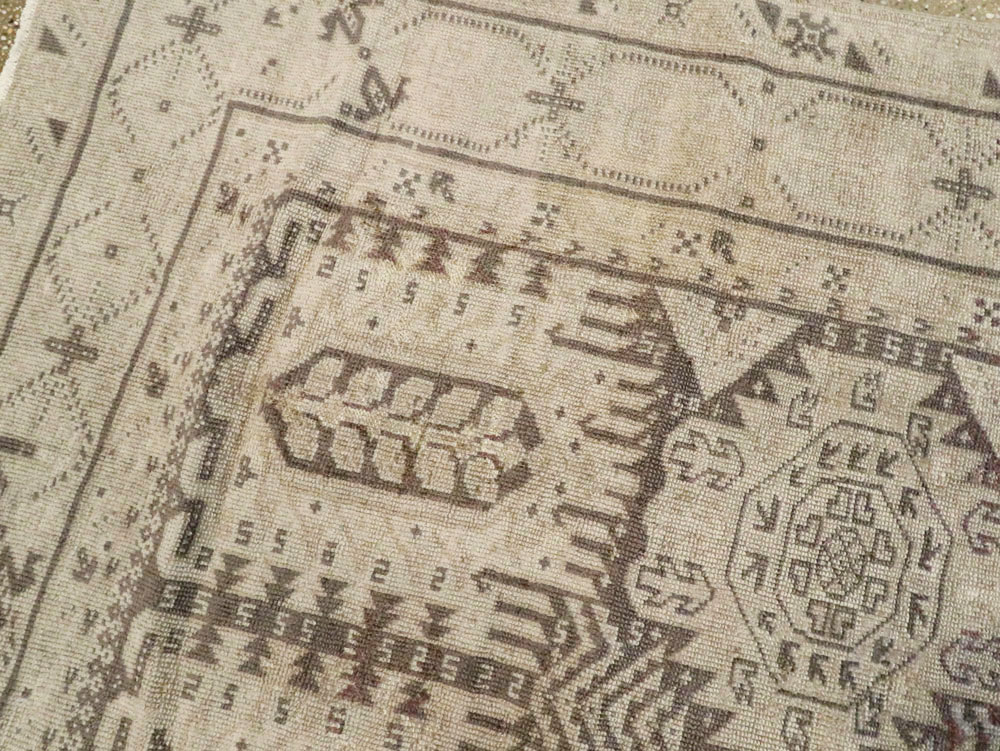 Vintage Persian Afshar Gallery Carpet, No.25312 - Galerie Shabab