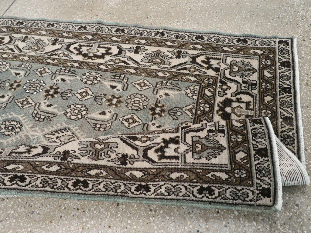 Vintage Persian Malayer Runner, No.25317 - Galerie Shabab