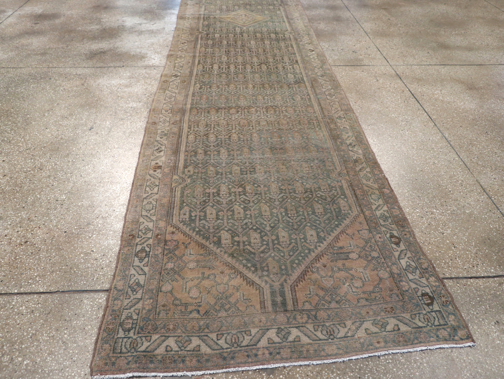 Vintage Persian Malayer Runner, No.25318 - Galerie Shabab