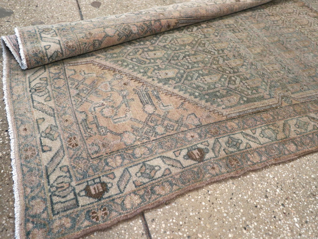 Vintage Persian Malayer Runner, No.25318 - Galerie Shabab