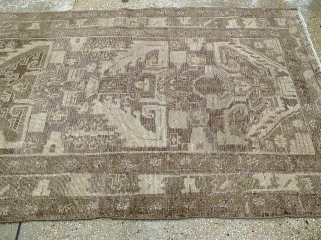Vintage Persian Malayer Runner, No.25320 - Galerie Shabab