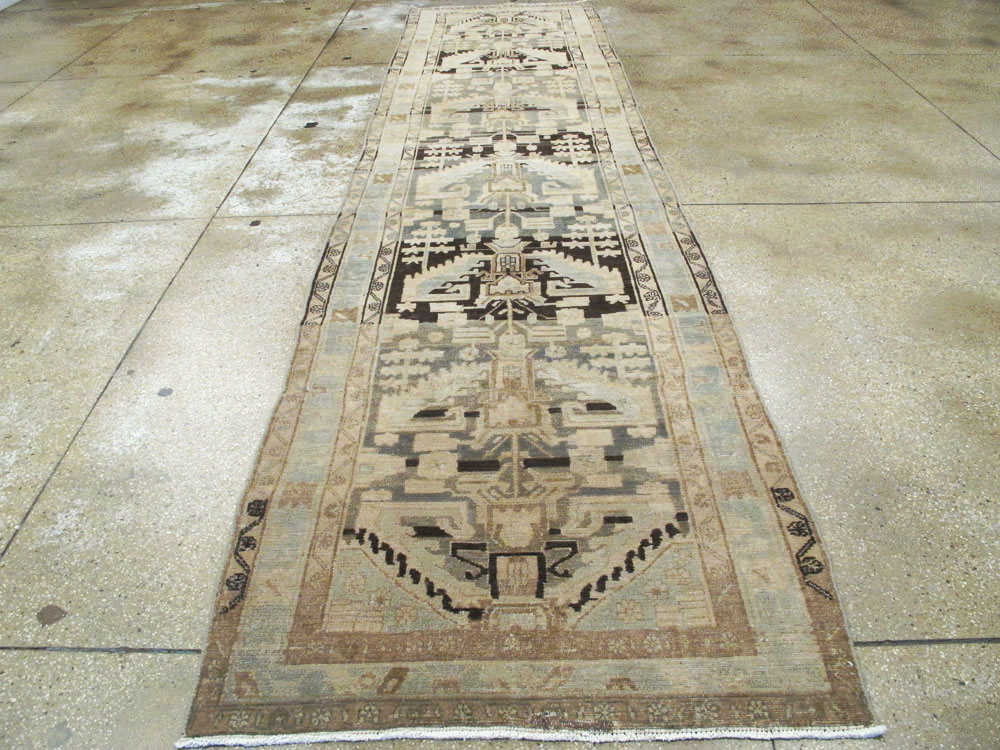 Antique Persian Malayer Runner, No.25321 - Galerie Shabab