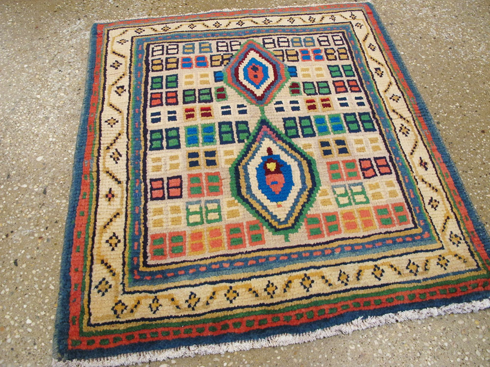 Vintage Persian Gabbeh Rug, No.25322 - Galerie Shabab