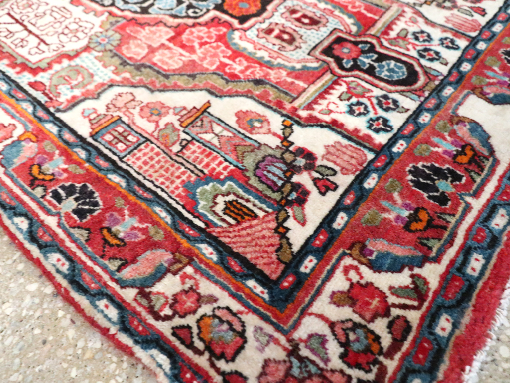 Vintage Persian Sarouk Throw Rug, No.25324 - Galerie Shabab