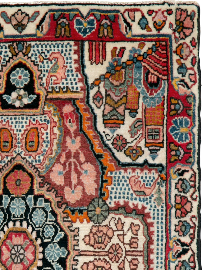 Vintage Persian Sarouk Rug, No.25325 - Galerie Shabab