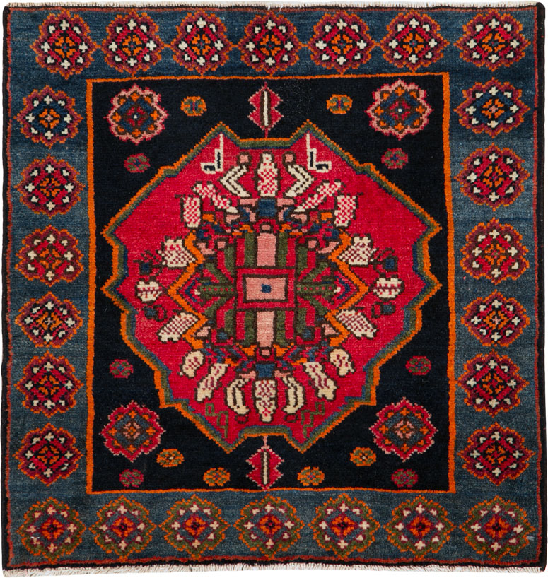Vintage Persian Kurdish Rug, No.25327 - Galerie Shabab
