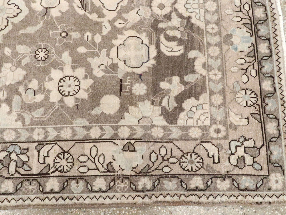 Vintage Persian Malayer Gallery Rug, No.25332 - Galerie Shabab