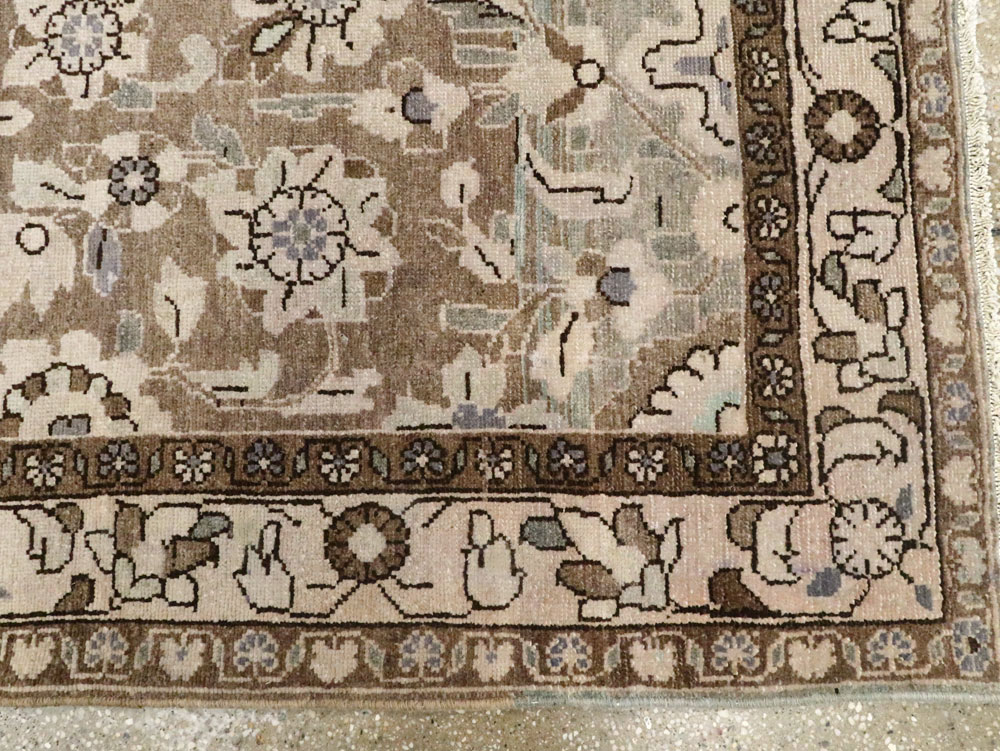 Vintage Persian Malayer Gallery Rug, No.25333 - Galerie Shabab