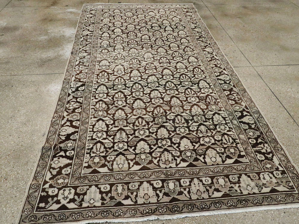 Vintage Persian Malayer Gallery Carpet, No.25334 - Galerie Shabab
