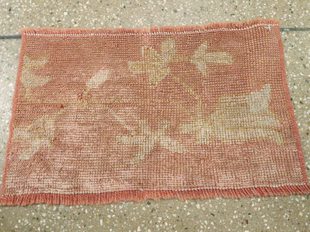 Antique Turkish Oushak Rug, No.25341 - Galerie Shabab