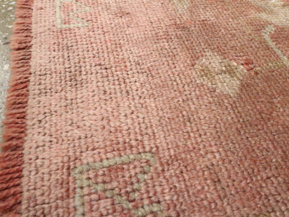 Antique Turkish Oushak Rug, No.25343 - Galerie Shabab