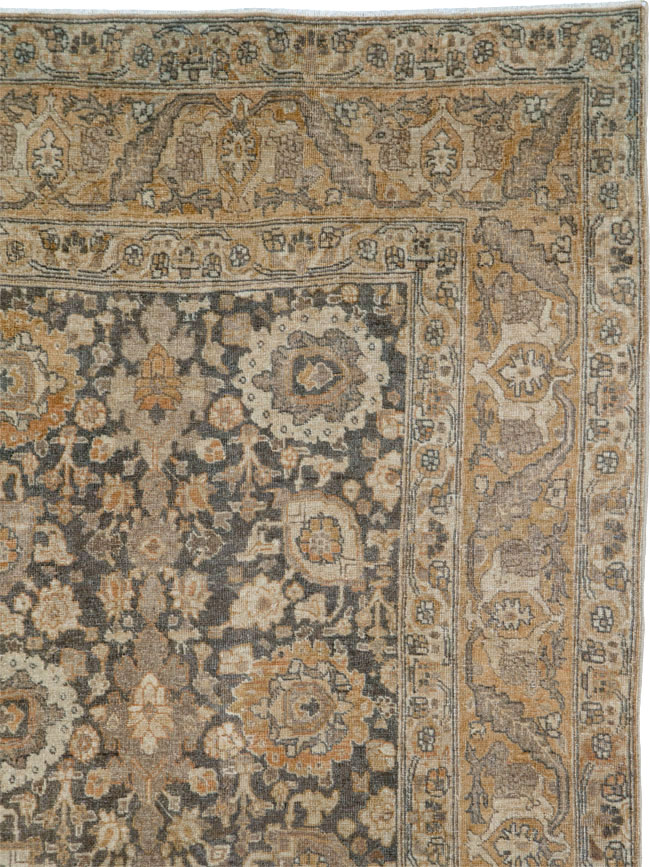 Antique Persian Tabriz Carpet, No.25349 - Galerie Shabab