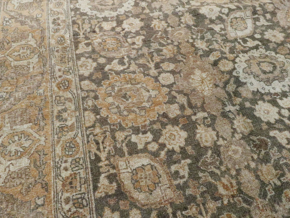 Antique Persian Tabriz Carpet, No.25349 - Galerie Shabab