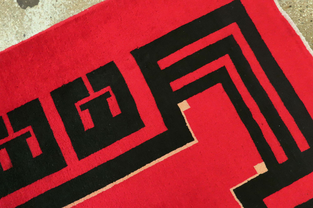 Vintage Persian Mashad Art Deco Rug Inspired By Edward McKnight Kauffer, No.25350 - Galerie Shabab