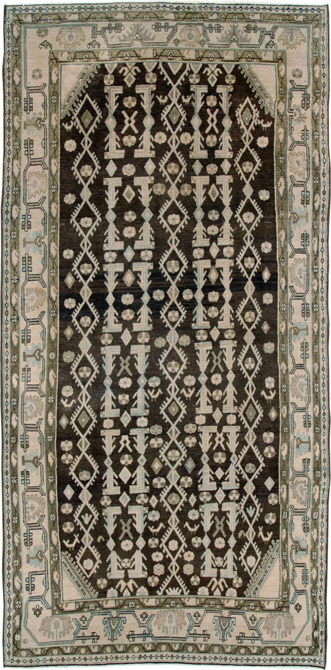 Vintage Persian Malayer Gallery Carpet, No.25352 - Galerie Shabab