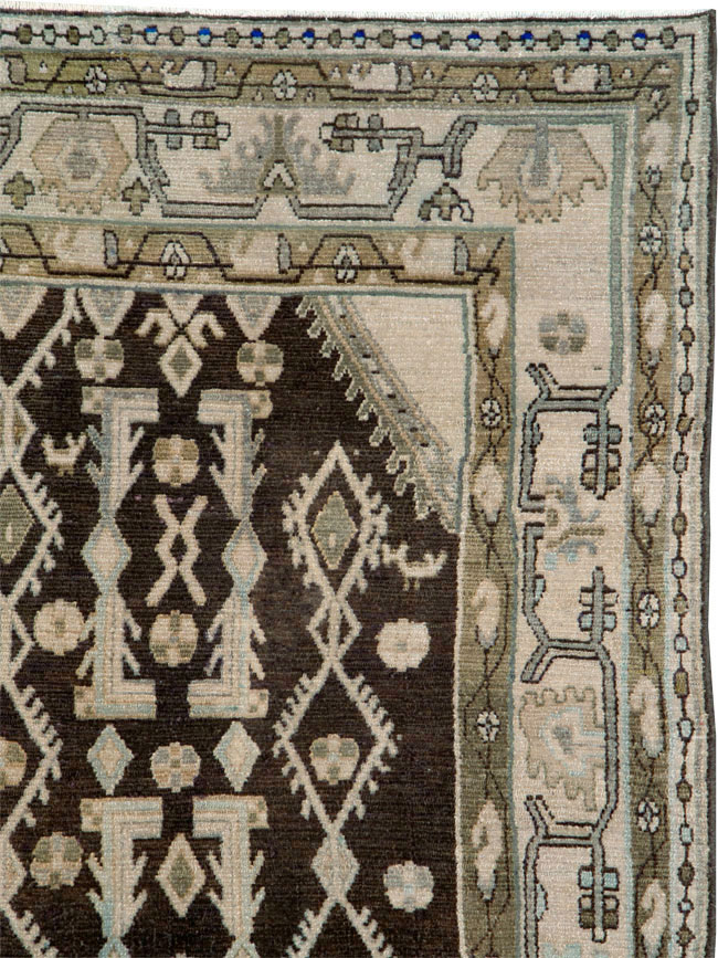 Vintage Persian Malayer Gallery Carpet, No.25352 - Galerie Shabab