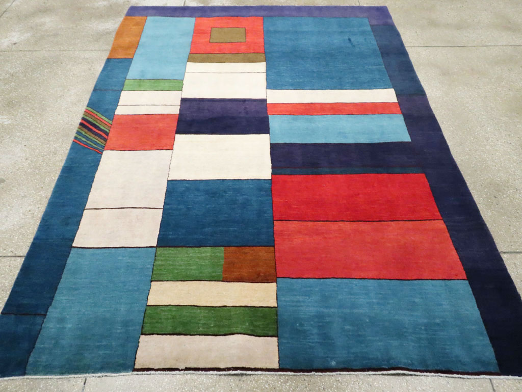 Vintage Persian Mahal Art Deco Carpet Inspired By Edward McKnight Kauffer, No.25353 - Galerie Shabab