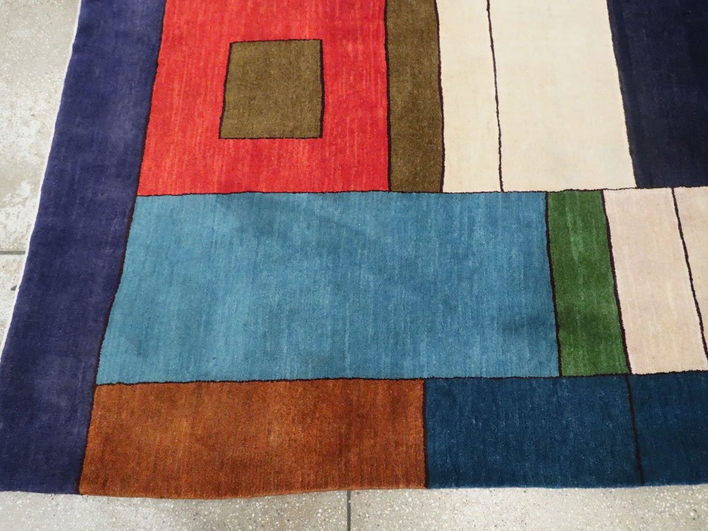 Vintage Persian Mahal Art Deco Carpet Inspired By Edward McKnight Kauffer, No.25353 - Galerie Shabab